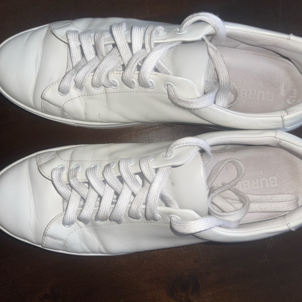 Burberry White Leather Sneakers with Minimalist Design - Picture 12 of 14